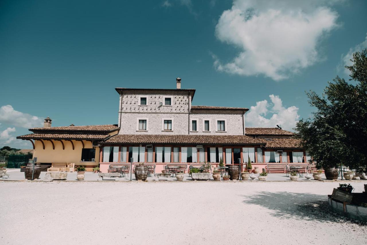 皮耶特雷尔奇纳Agriturismo La Vecchia Cascina Di Paolo & Belinda别墅 外观 照片